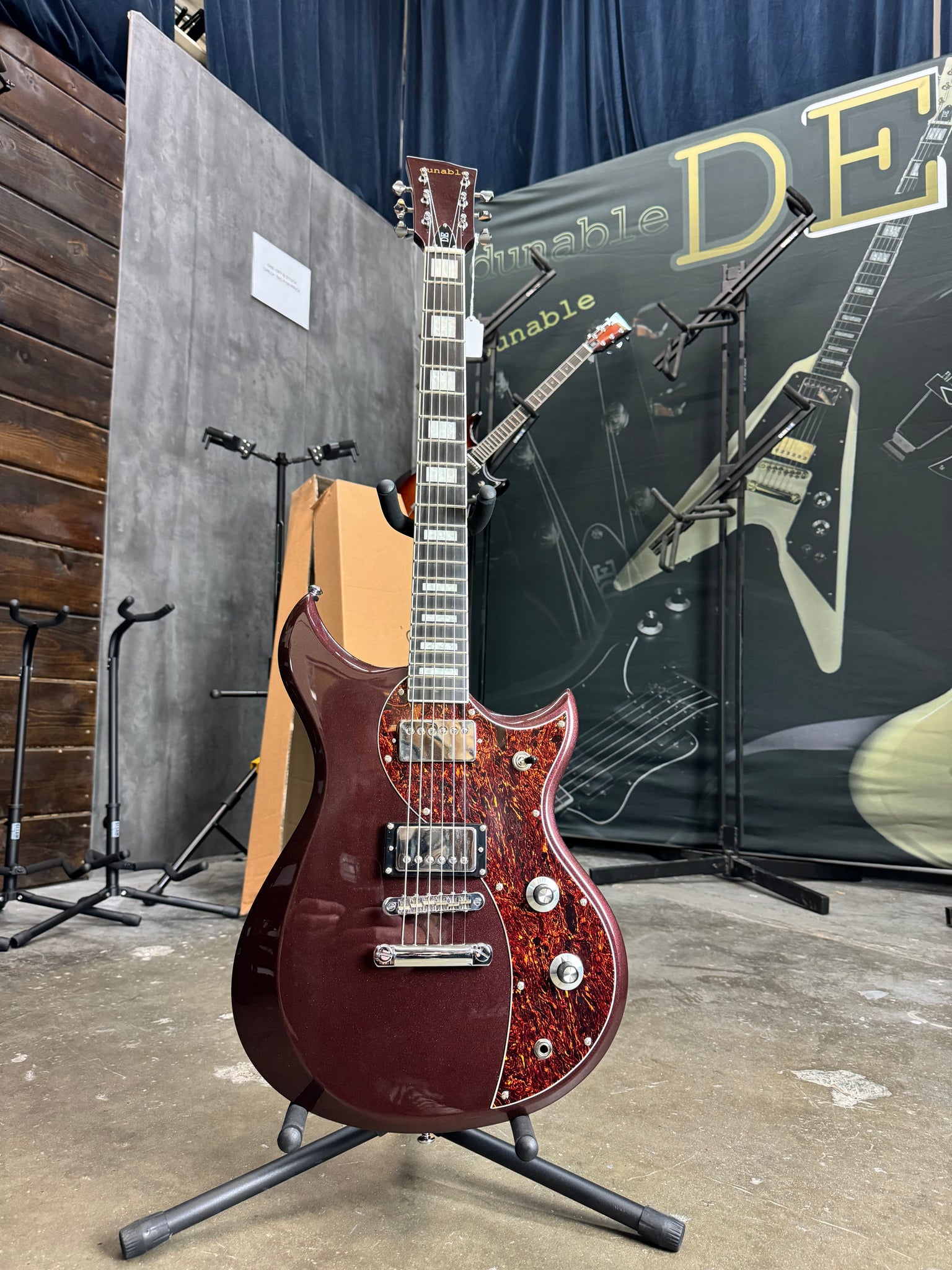 Cyclops DE - Oxblood Metallic ONE-OFF! upgraded BKP pickups